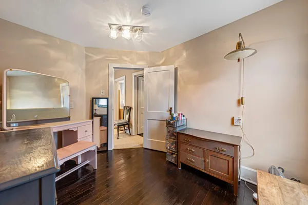 $209,900 | 104 Nicollet Street South, Winthrop, MN 55396