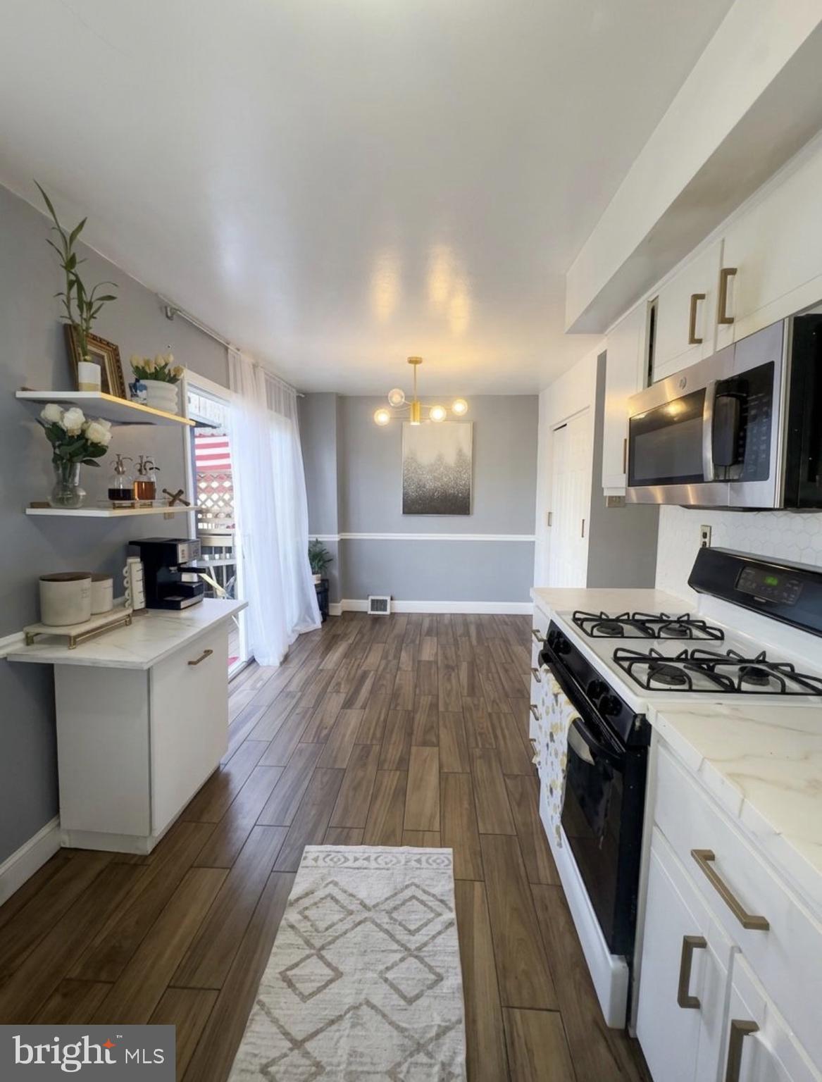 3164 Derry Road Philadelphia, PA 19154 - Photo 11 of 31 Gallery Image 11