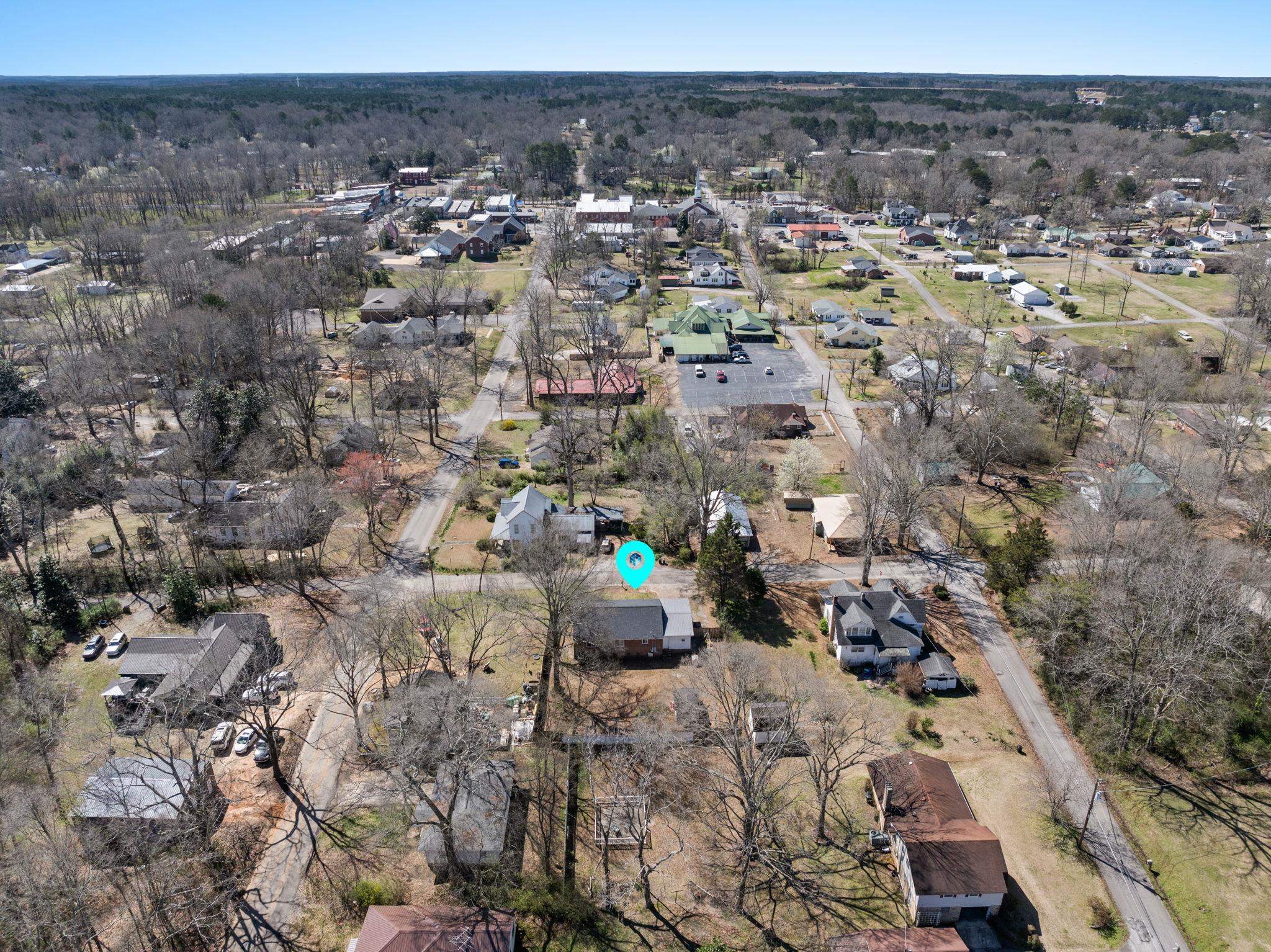 102 West 5th Street Iuka, MS 38852 - Photo 28 of 33 Aerial view of property's location with nearby suburban area