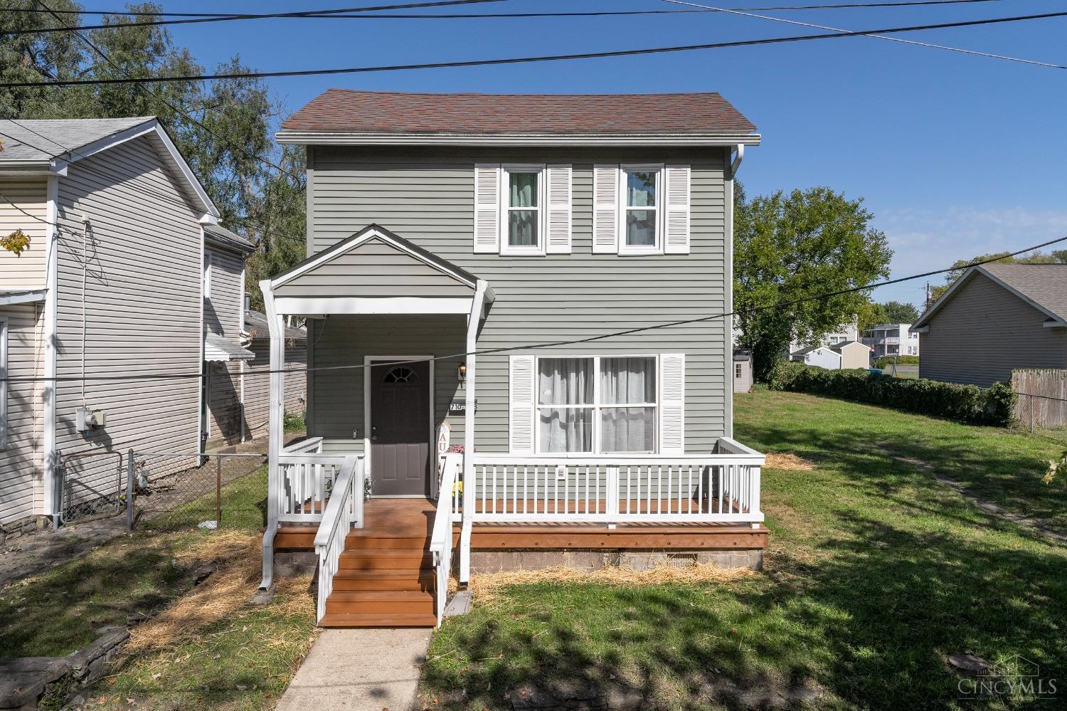 710 Maple Street Lockland, OH 45215 - Photo 1 of 25
