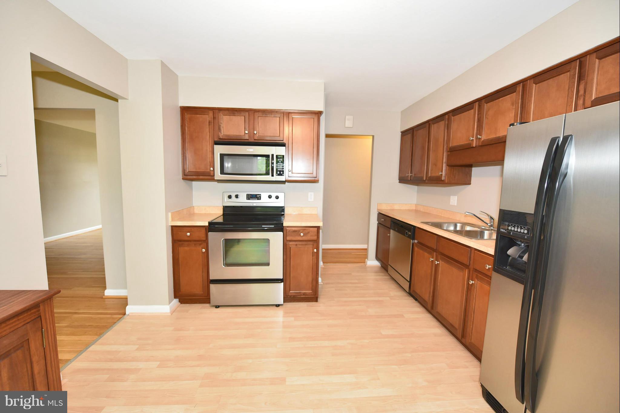 10105 Charington Road Cockeysville, MD 21030 - Photo 11 of 30 Kitchen