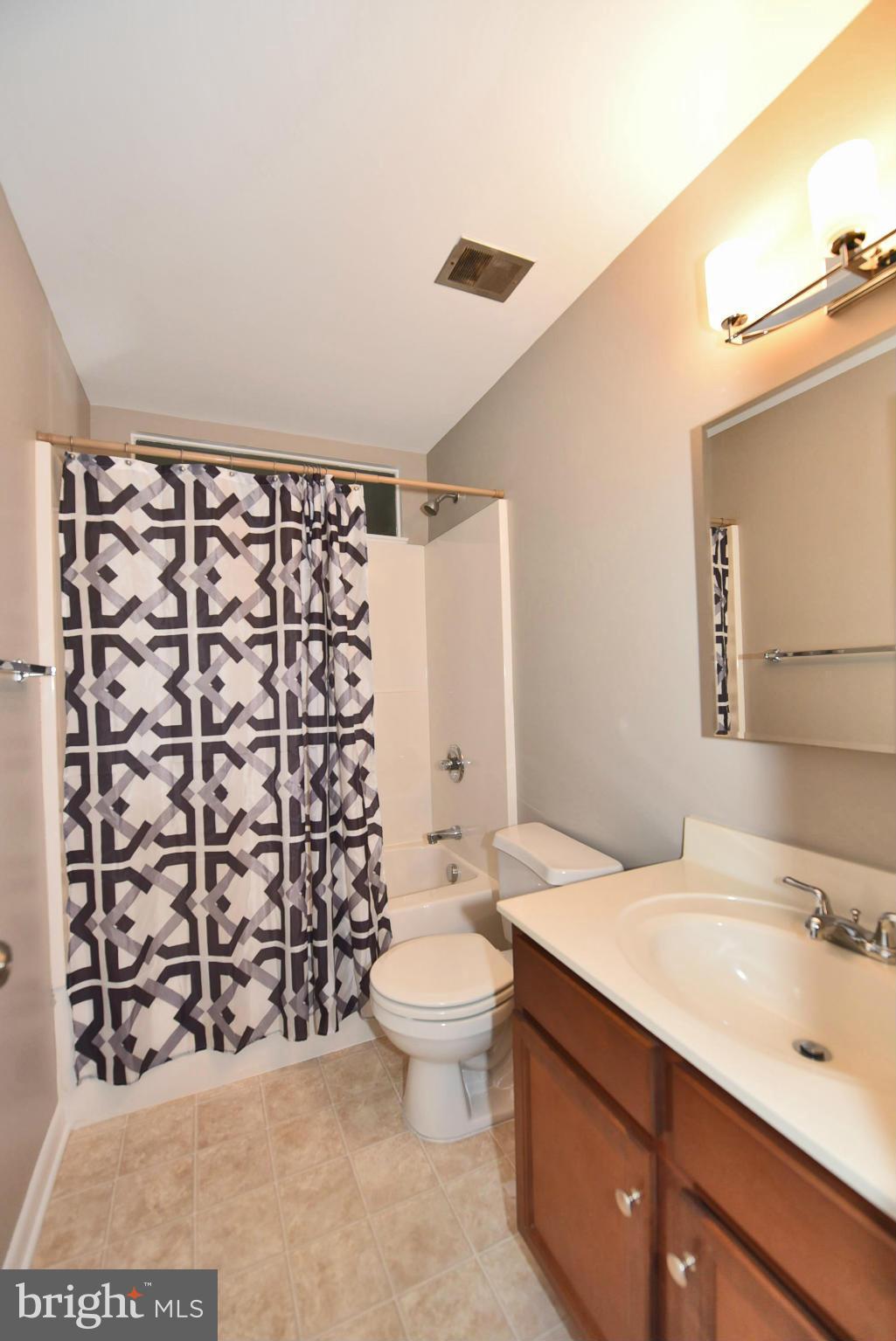10105 Charington Road Cockeysville, MD 21030 - Photo 16 of 30 Bath