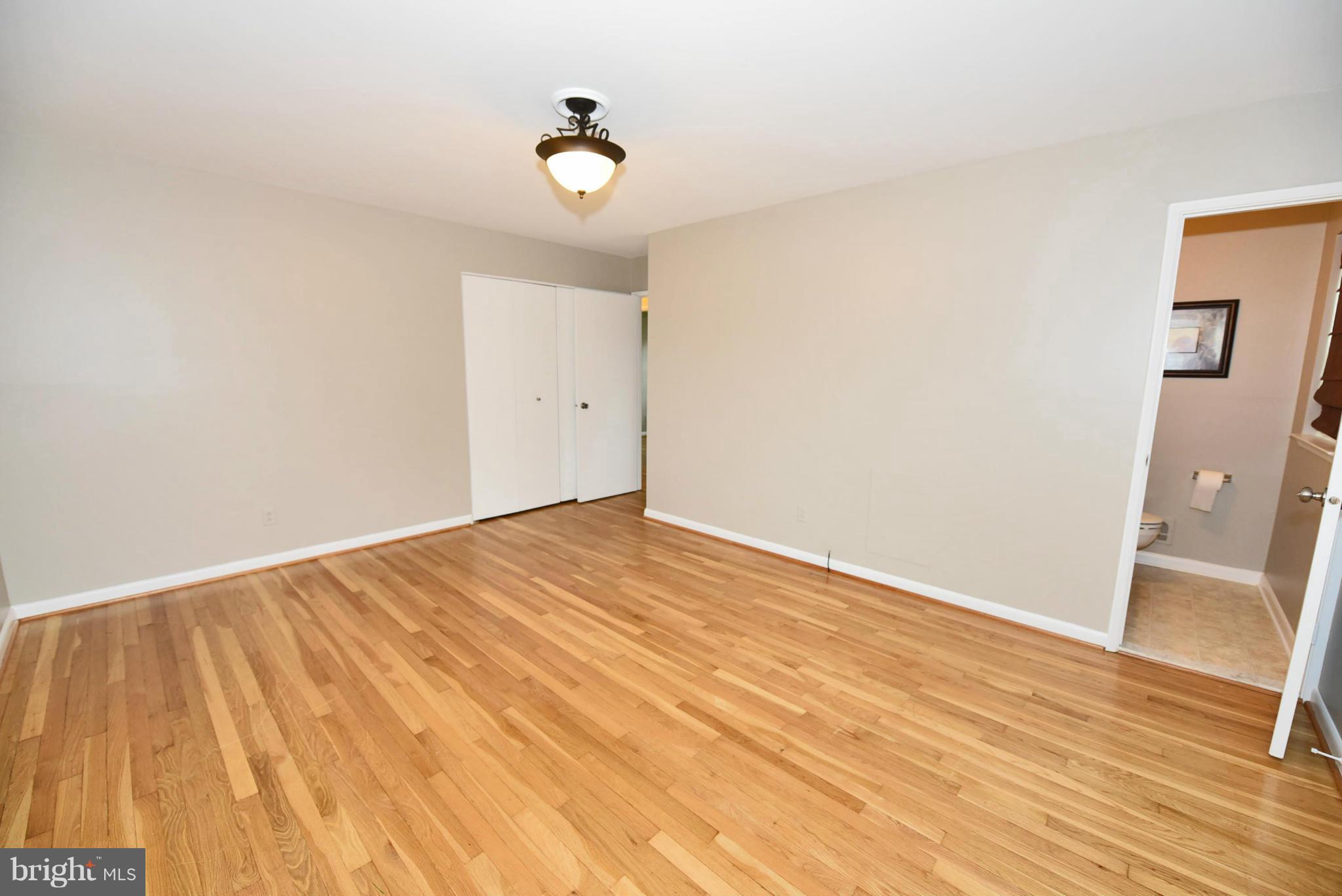 10105 Charington Road Cockeysville, MD 21030 - Photo 24 of 30 Bedroom (Master)
