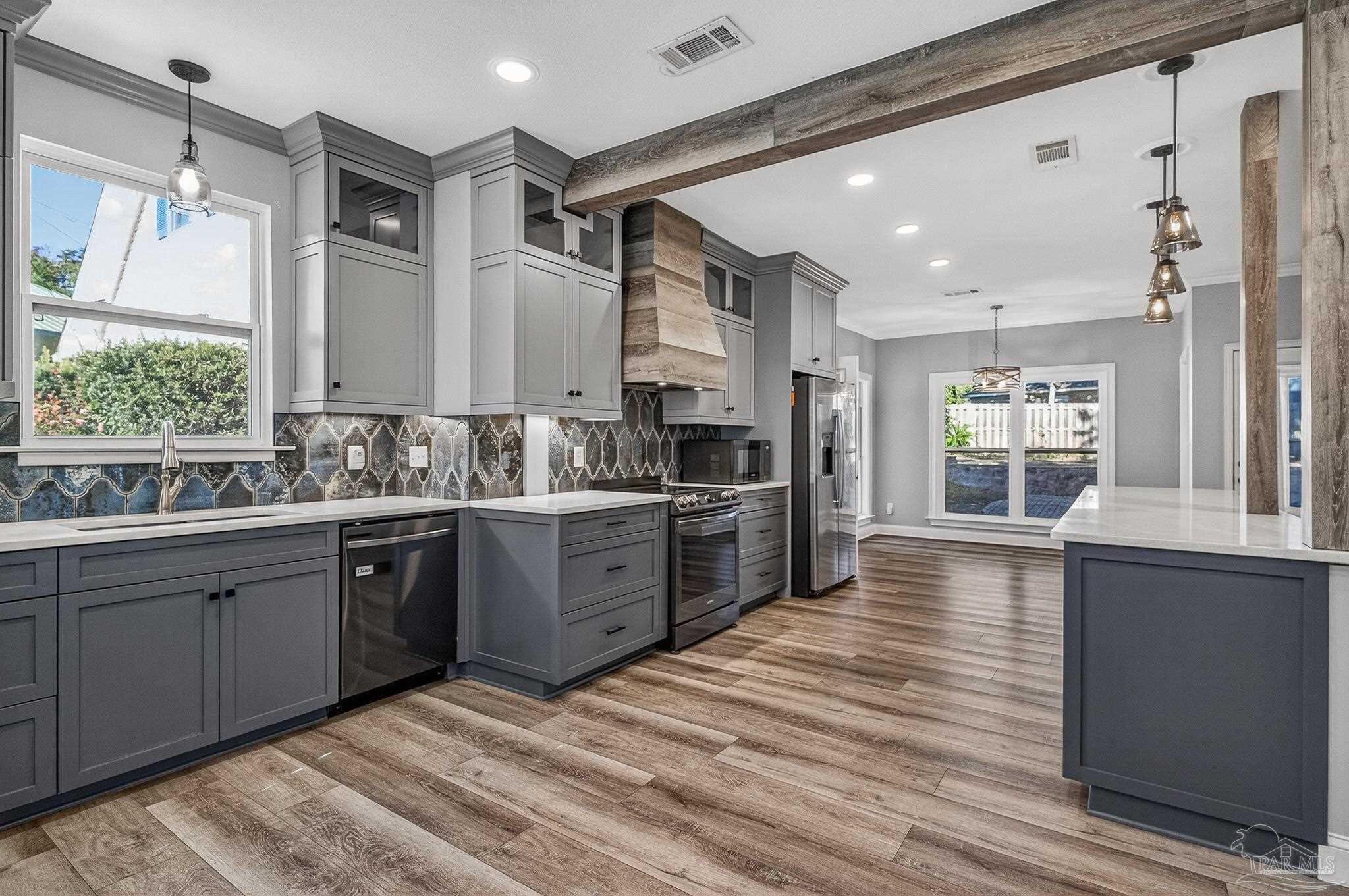 16360 Innerarity Point Road Pensacola, FL 32507 - Photo 8 of 56