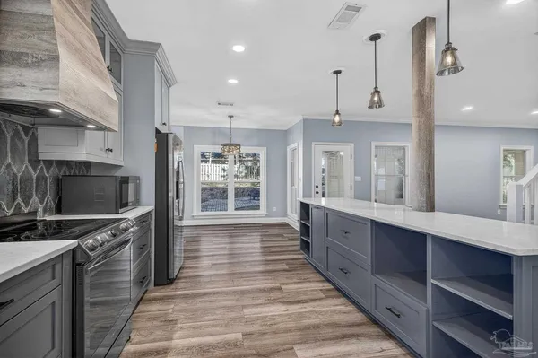 $575,000 | 16360 Innerarity Point Road, Pensacola, FL 32507