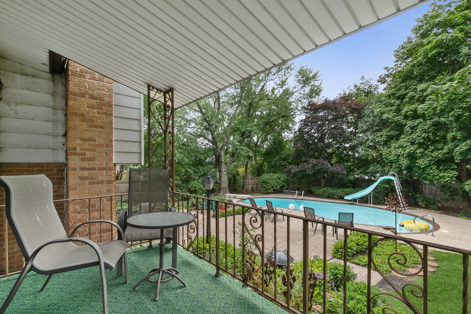 56 Ellendale Road Deerfield, IL 60015 - Photo 13 of 15