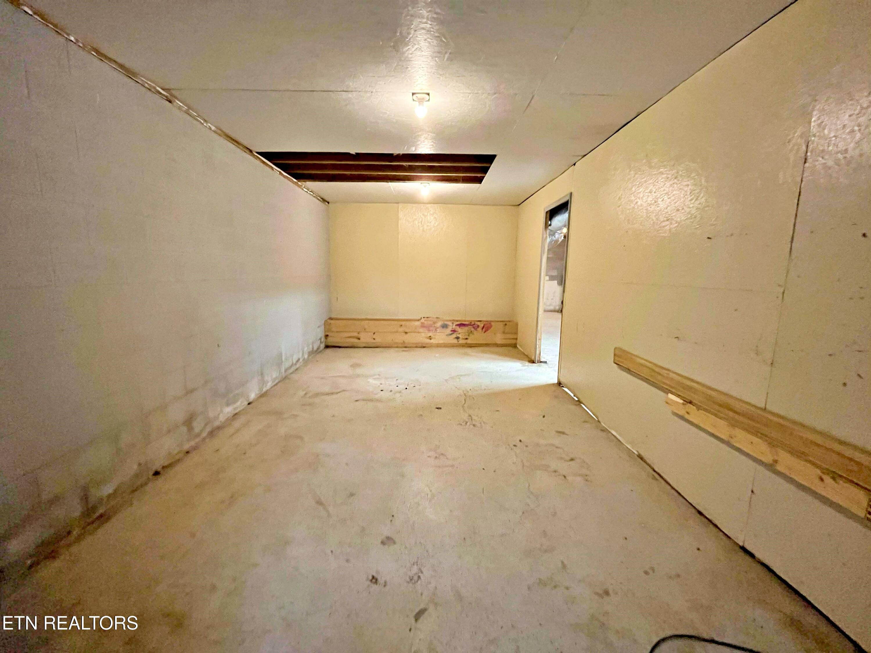 195 County Road 71 Riceville, TN 37370 - Photo 54 of 55 dee14c0d-daa5-4473-bb9f-63cb6e9bb02c