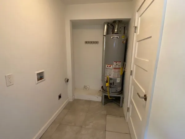 $2,100 | 900 Riddlewood Drive, Austin, TX 78753