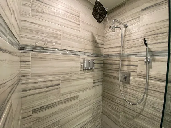 $2,100 | 900 Riddlewood Drive, Austin, TX 78753