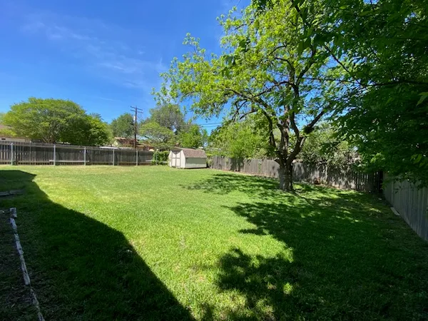 $2,100 | 900 Riddlewood Drive, Austin, TX 78753