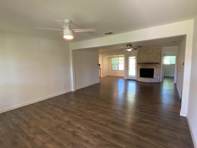900 Riddlewood Drive Austin, TX 78753 - Photo 3 of 26 Entry, Second Living or Dining Area
