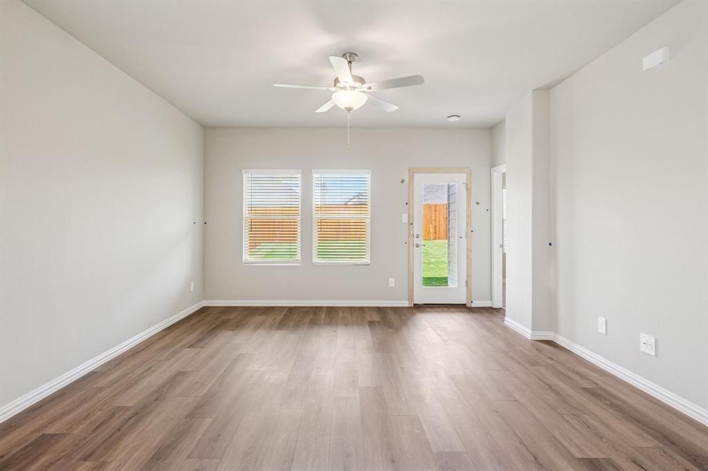 1616 Arches Road Anna, TX 75409 - Photo 13 of 32 Photo is not of the actual home, but is an inspirational photo of builder’s model home and may depict options, furnishings, and/or decorator features that are not included.