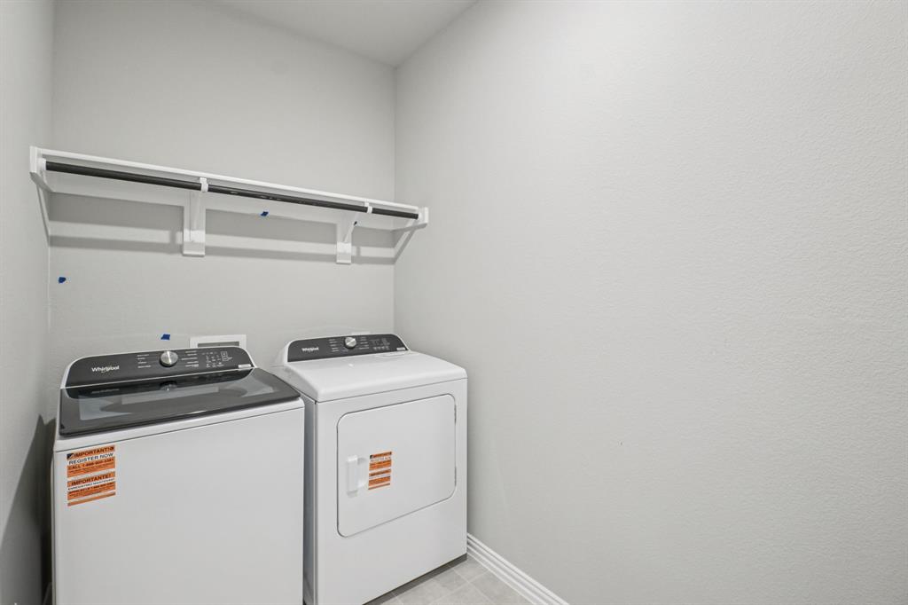 1616 Arches Road Anna, TX 75409 - Photo 20 of 32 Photo is not of the actual home, but is an inspirational photo of builder’s model home and may depict options, furnishings, and/or decorator features that are not included.