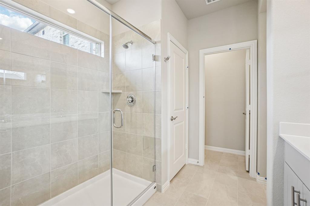 1616 Arches Road Anna, TX 75409 - Photo 27 of 32 Photo is not of the actual home, but is an inspirational photo of builder’s model home and may depict options, furnishings, and/or decorator features that are not included.