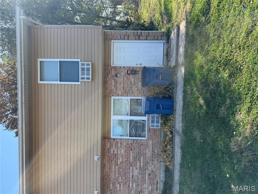 50 Gary Court, Unit B St. Charles, MO 63301 - Photo 1 of 6