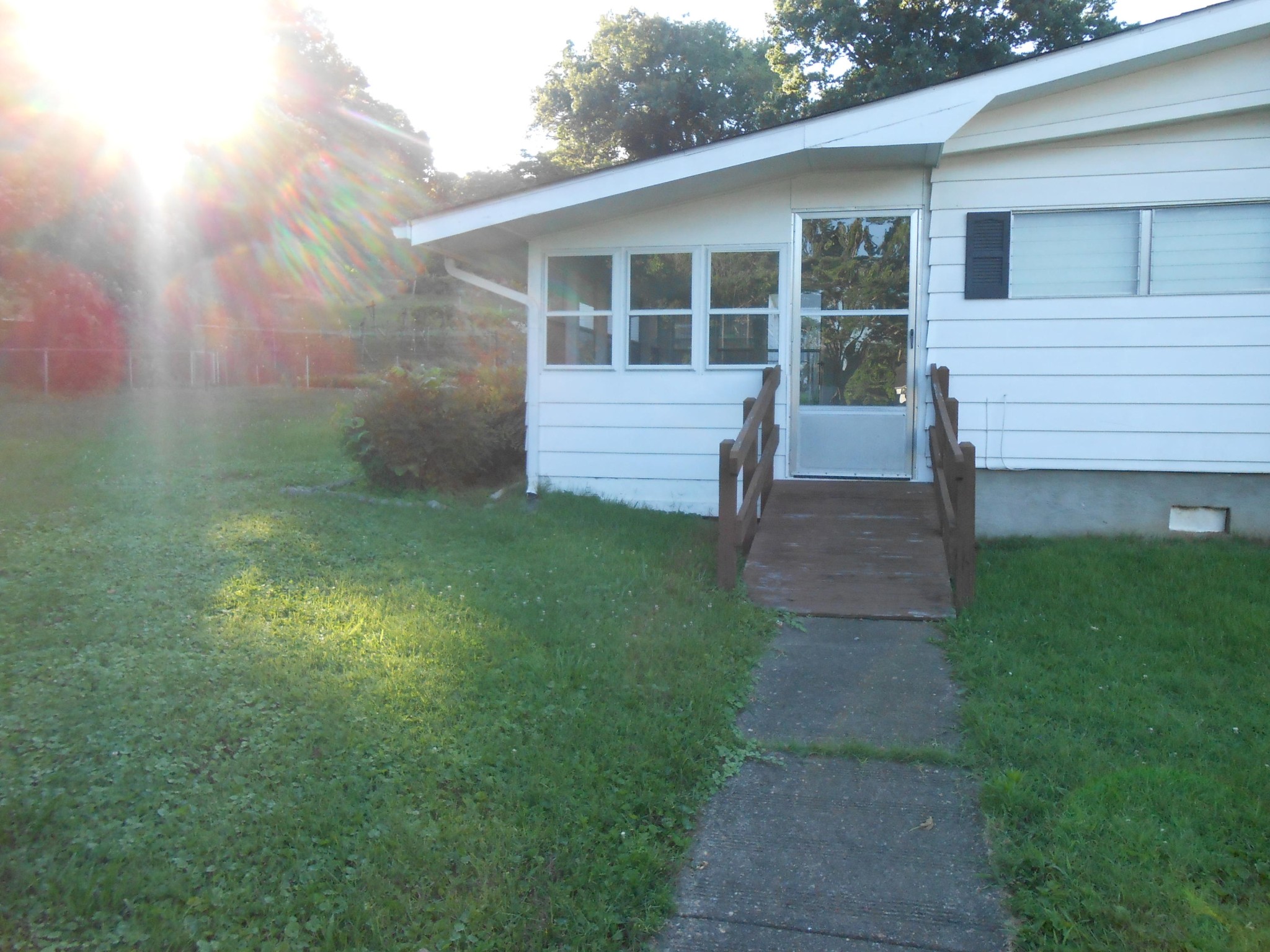 109 Tilden Road Oak Ridge, TN 37830 - Photo 3 of 33
