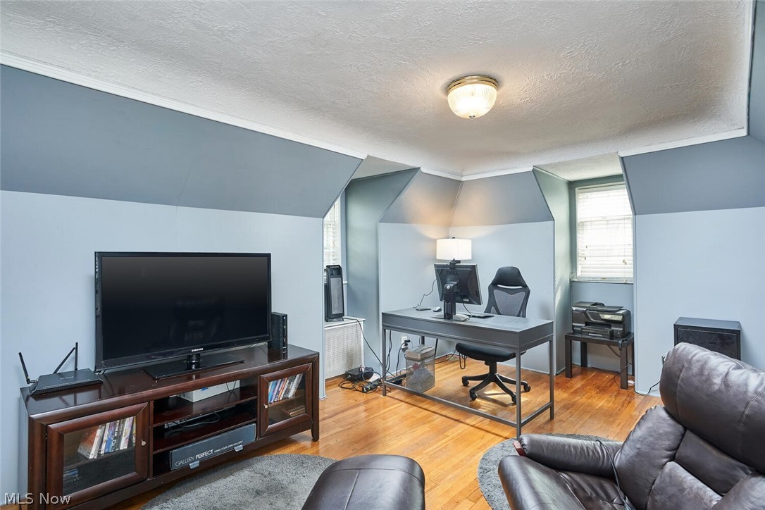 3255 Chalfant Road Cleveland, OH 44120 - Photo 17 of 28