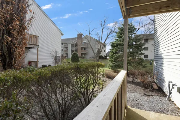 $1,725 | 1901 Ravens Crest Drive, Plainsboro, NJ 08536