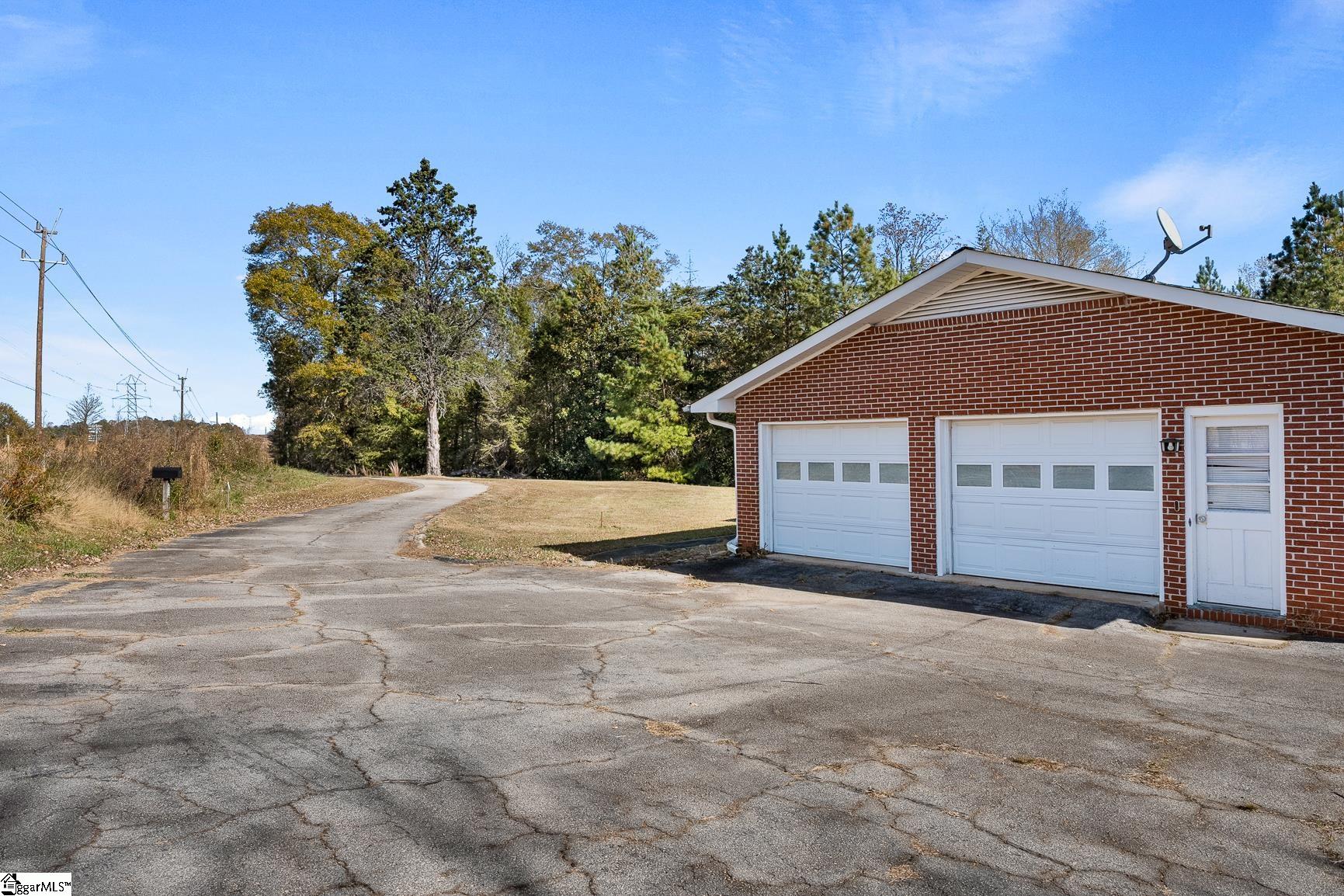 232 Nicholson Drive Central, SC 29630 - Photo 25 of 34