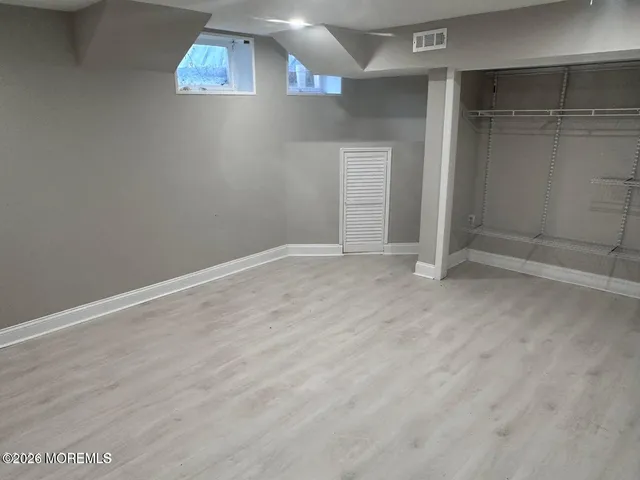 an empty room with a empty space