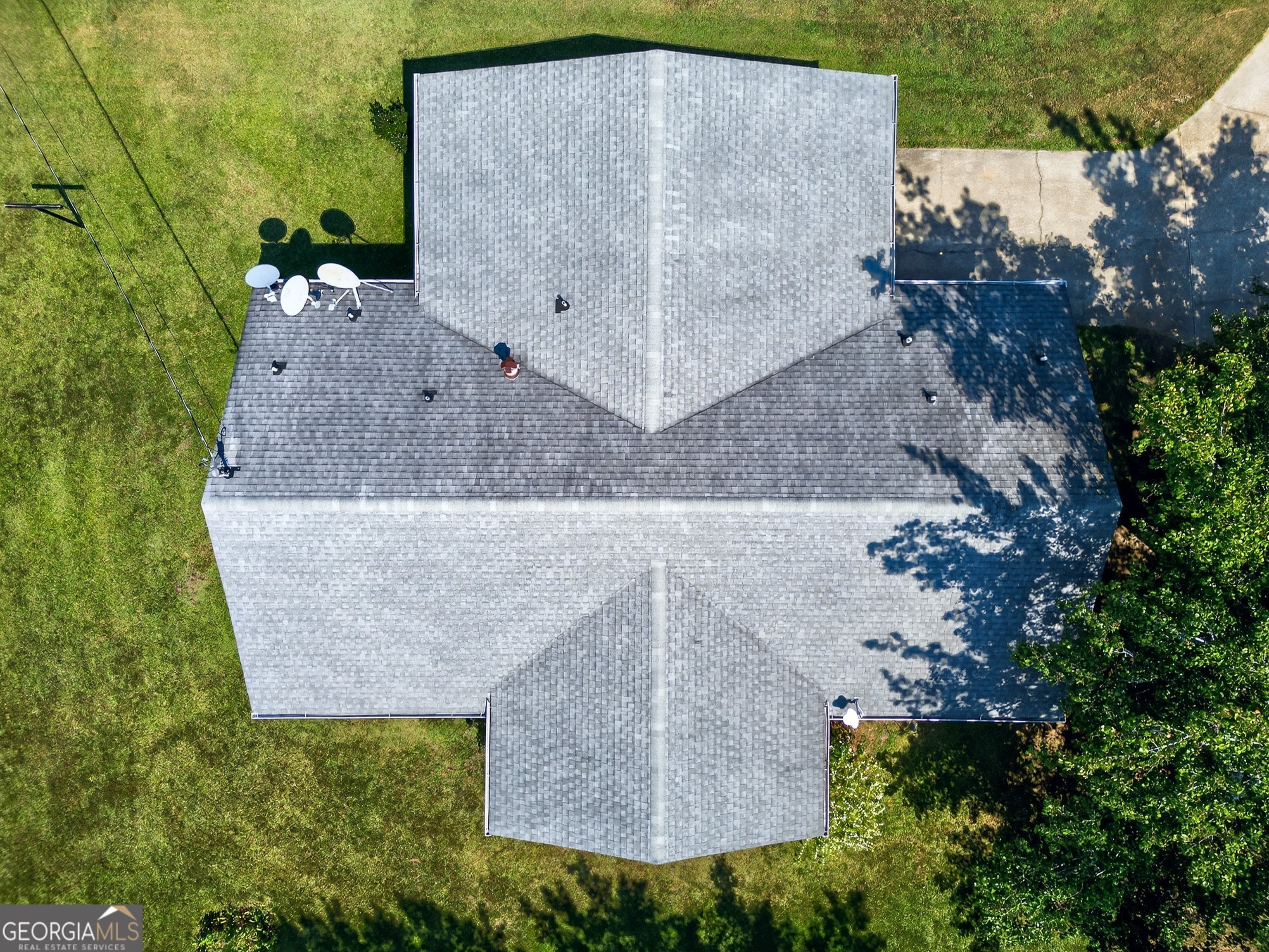 466 Minter Drive Hampton, GA 30228 - Photo 66 of 81 an aerial view of a house with a yard