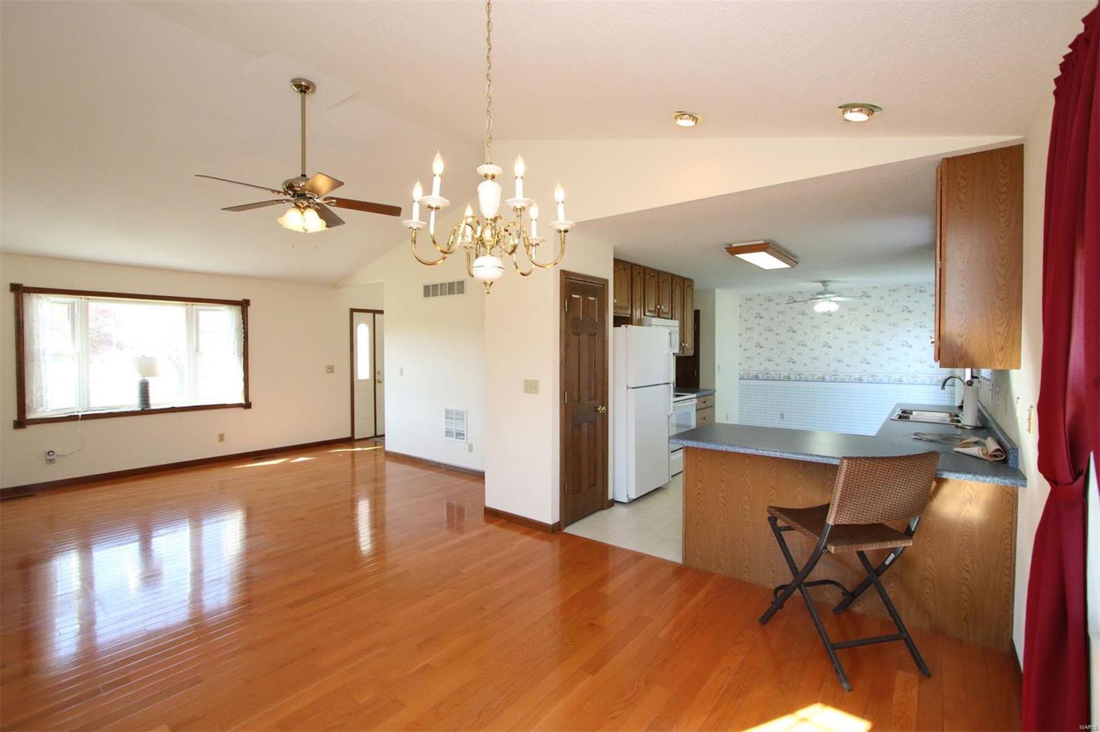 14620 Rowling Ridge Road Grafton, IL 62037 - Photo 14 of 30