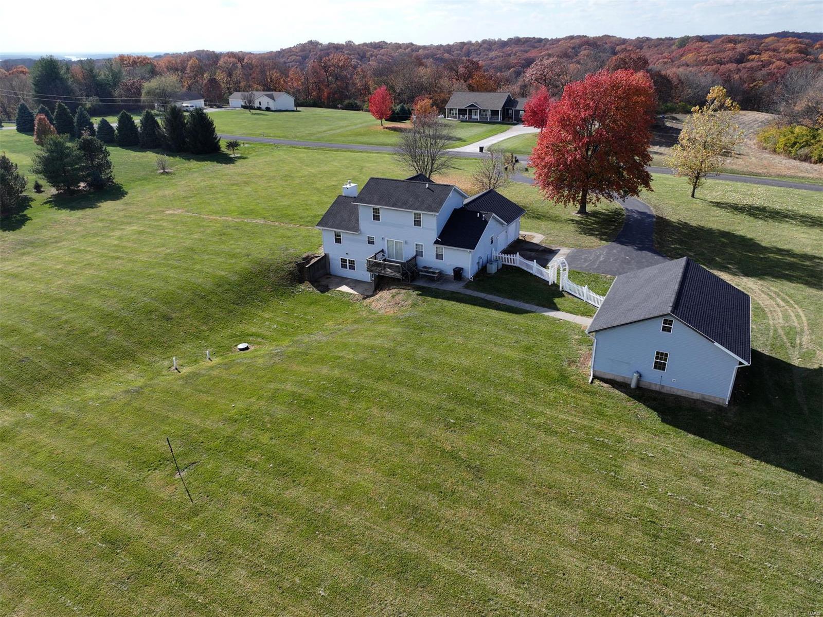 14620 Rowling Ridge Road Grafton, IL 62037 - Photo 5 of 30