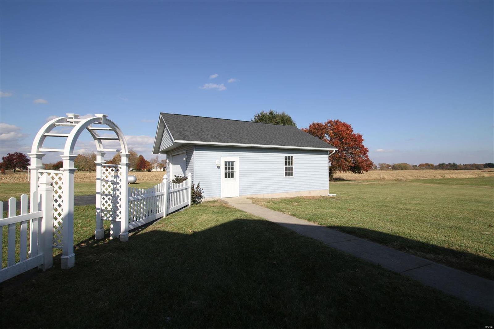 14620 Rowling Ridge Road Grafton, IL 62037 - Photo 8 of 30