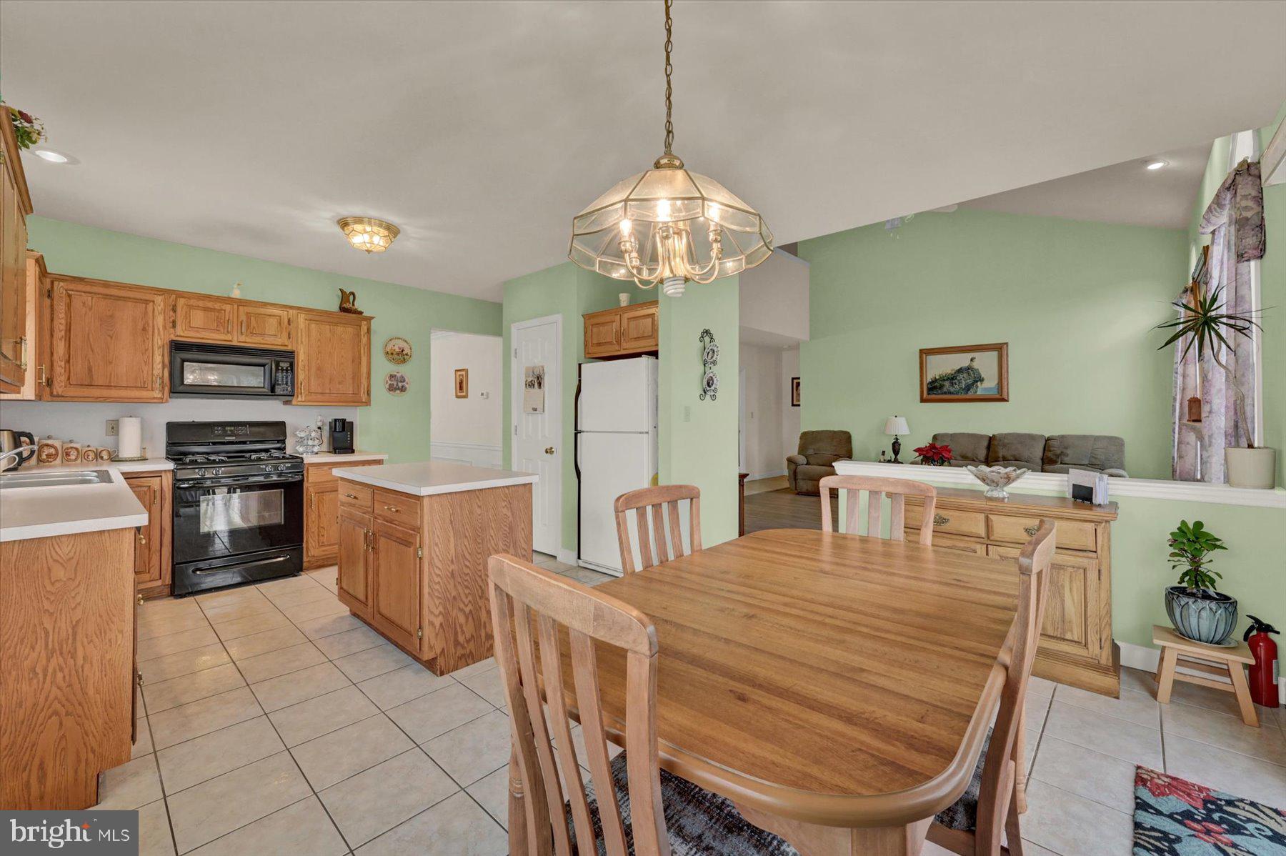 500 Maple Grove Road Mohnton, PA 19540 - Photo 19 of 48