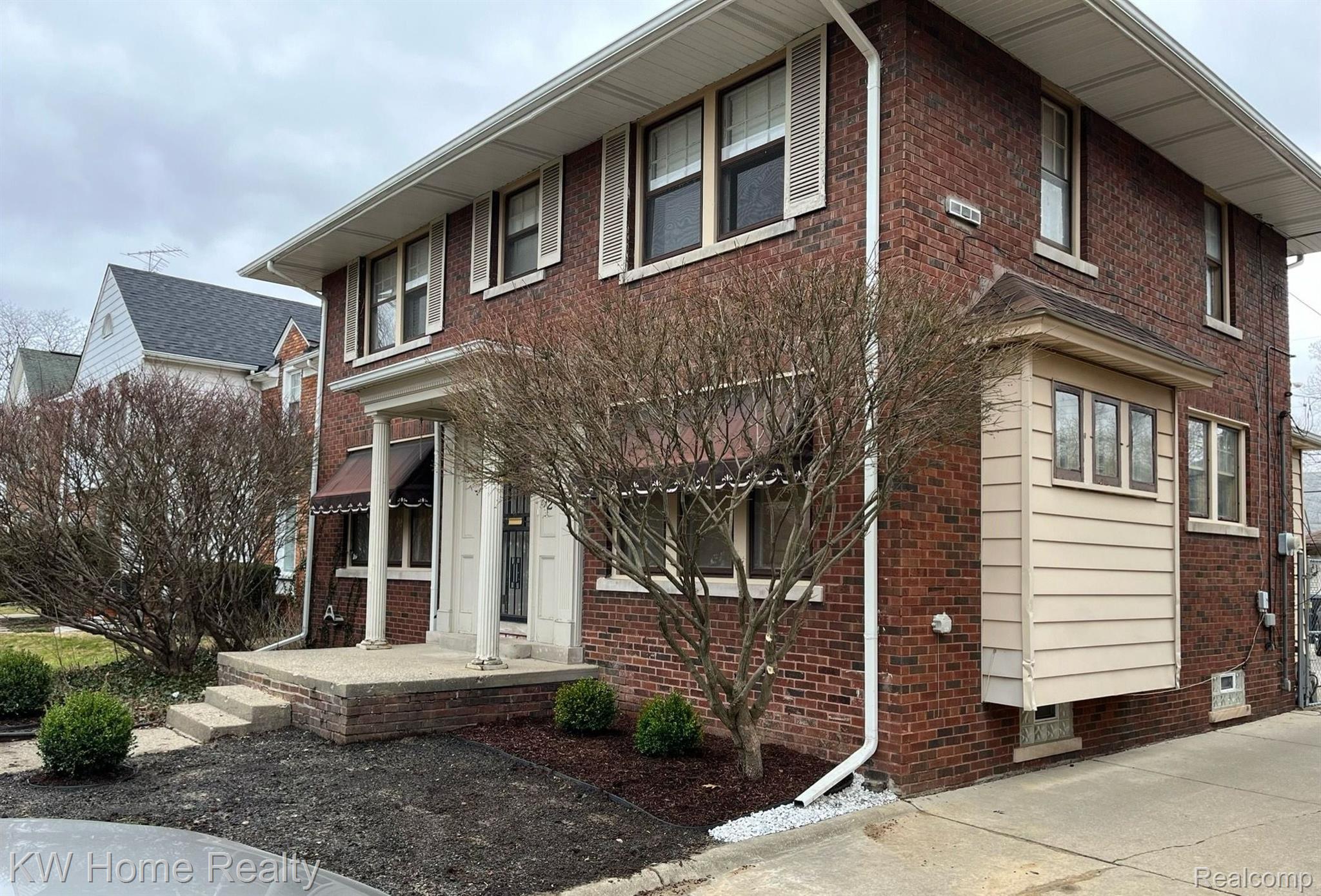 16752 Edinborough Road Detroit, MI 48219 - Photo 2 of 62 Gallery Image 2