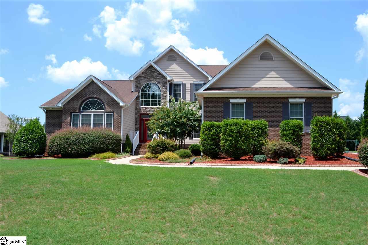 224 Andalusian Trail Anderson, SC 29621 - Photo 2 of 33 Gallery Image 2
