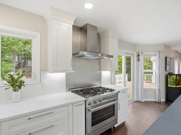 $874,500 | 11542 Lancelot Lane, Pinckney, MI 48169