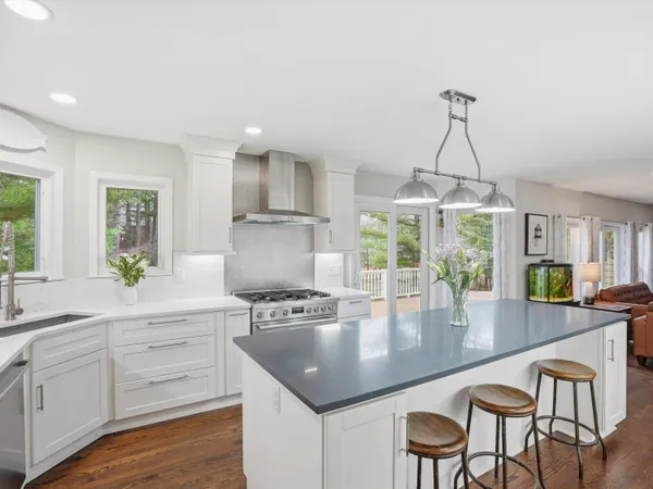 $874,500 | 11542 Lancelot Lane, Pinckney, MI 48169