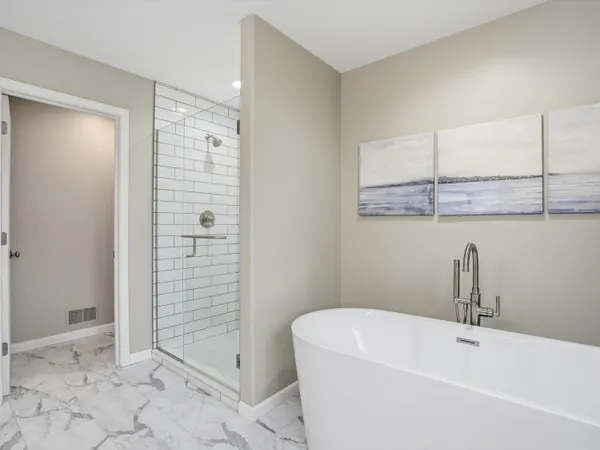 $874,500 | 11542 Lancelot Lane, Pinckney, MI 48169