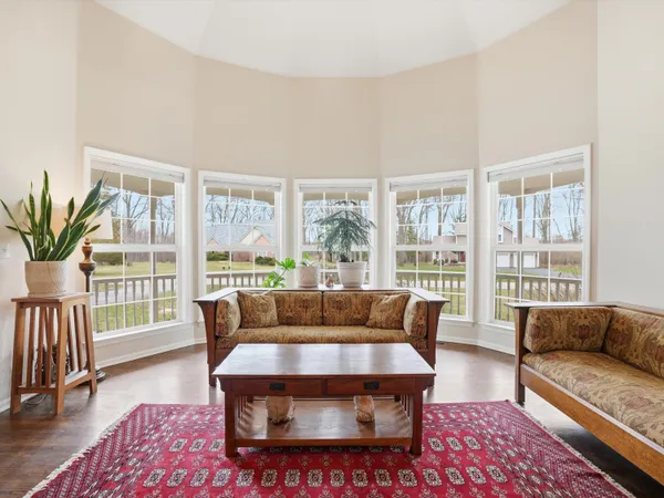 $874,500 | 11542 Lancelot Lane, Pinckney, MI 48169