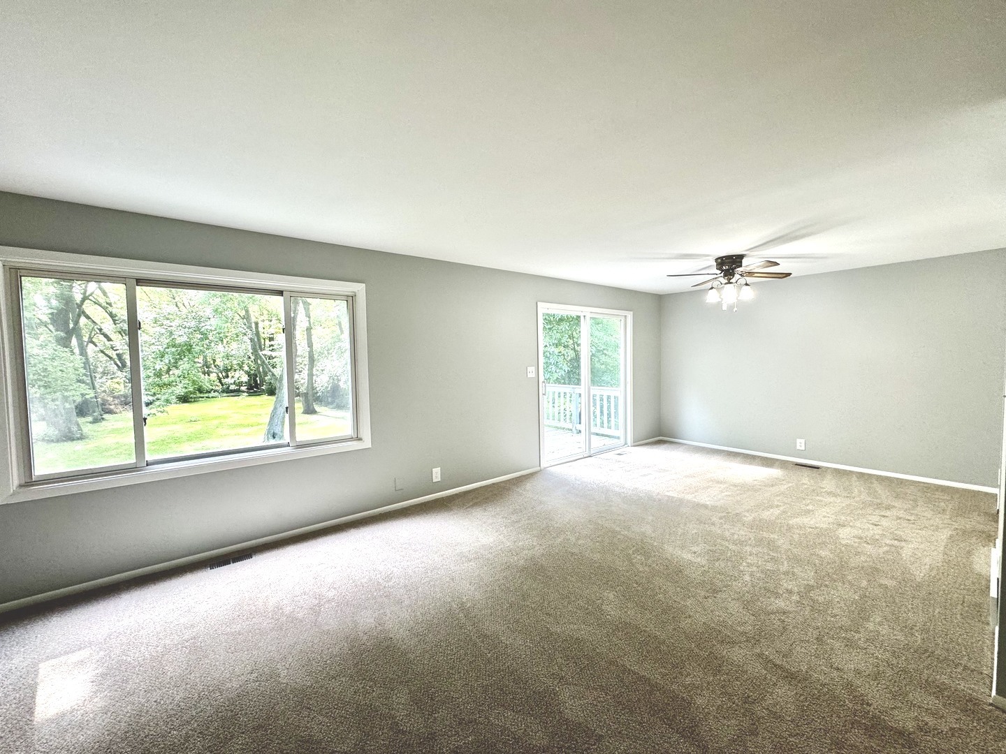 8421 Hickory Nut Grove Road Cary, IL 60013 - Photo 6 of 24