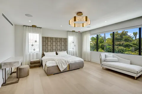 $7,450,000 | 365 Northeast 3rd Street, Boca Raton, FL 33432