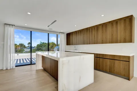 $7,450,000 | 365 Northeast 3rd Street, Boca Raton, FL 33432