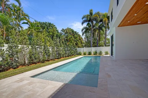 $7,450,000 | 365 Northeast 3rd Street, Boca Raton, FL 33432