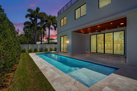 $7,450,000 | 365 Northeast 3rd Street, Boca Raton, FL 33432