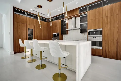 $7,450,000 | 365 Northeast 3rd Street, Boca Raton, FL 33432