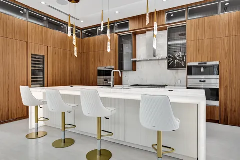 $7,450,000 | 365 Northeast 3rd Street, Boca Raton, FL 33432