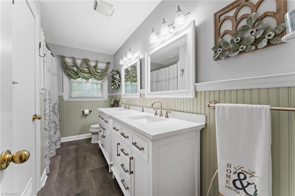 1053 Cantering Road High Point, NC 27262 - Photo 35 of 46 Guest Full Bath has been updated!