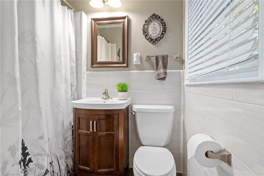 1053 Cantering Road High Point, NC 27262 - Photo 39 of 46 Gallery Image 39
