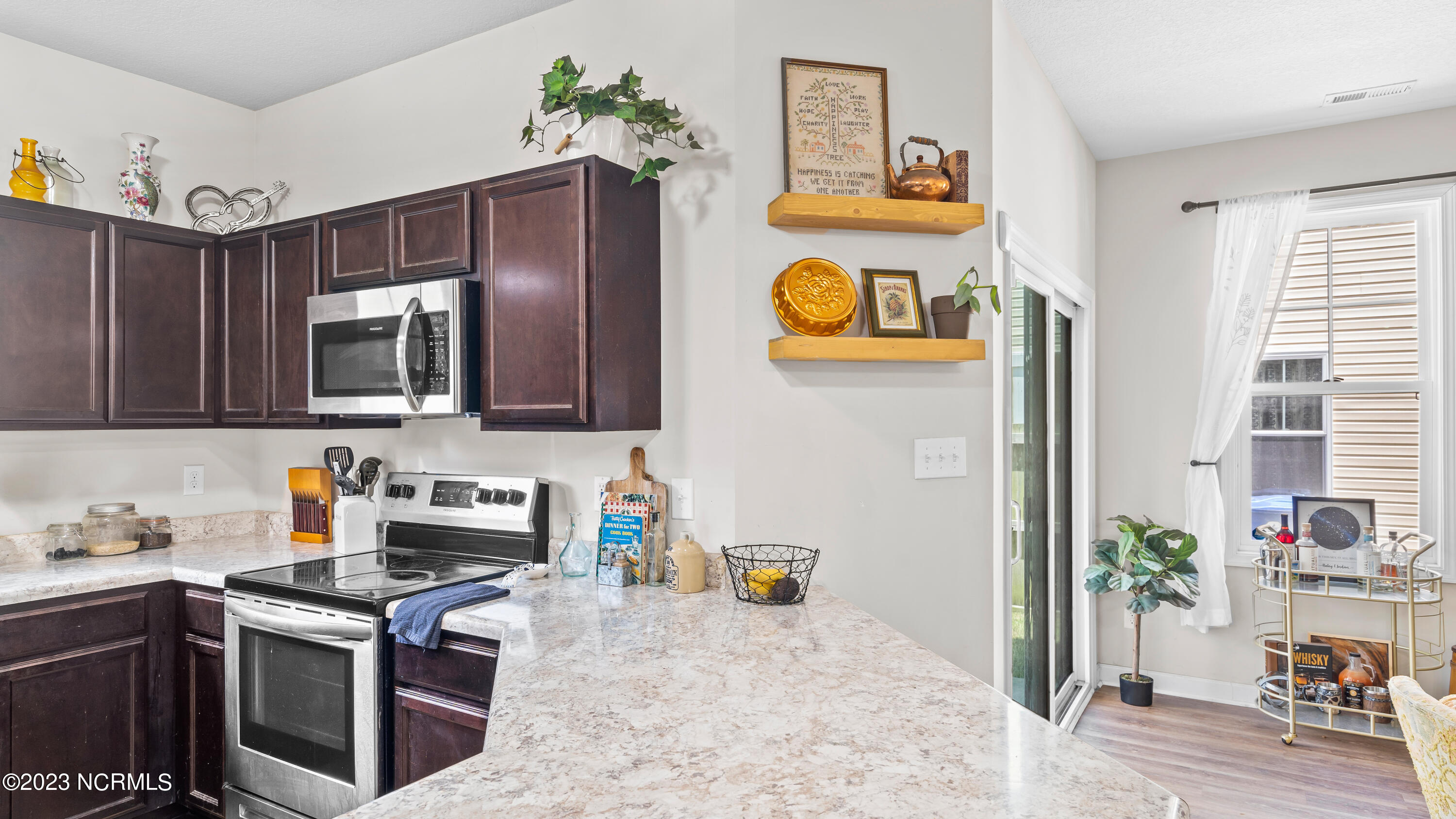 387 Frisco Way Holly Ridge, NC 28445 - Photo 14 of 37 Kitchen