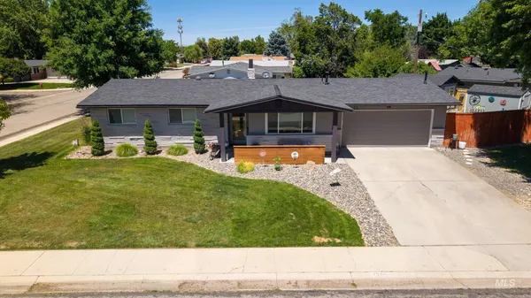 $459,999 | 1205 North Cumberland Drive, Boise, ID 83704