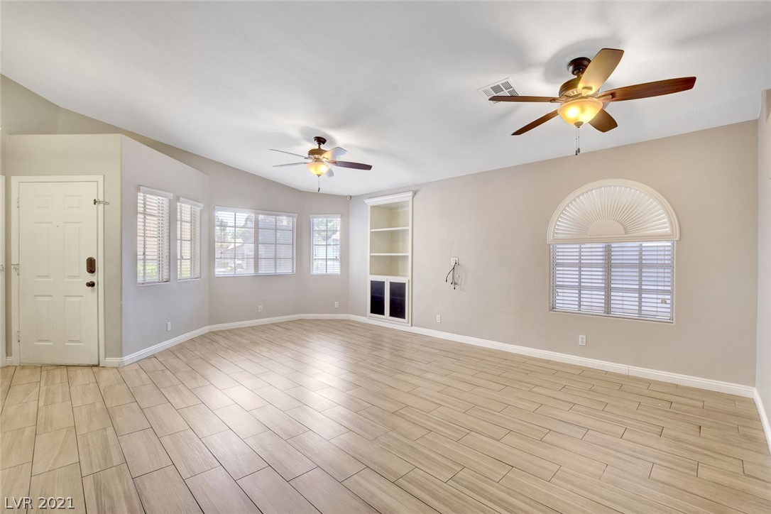 2253 Ramsgate Drive Henderson, NV 89074 - Photo 4 of 40 Gallery Image 4