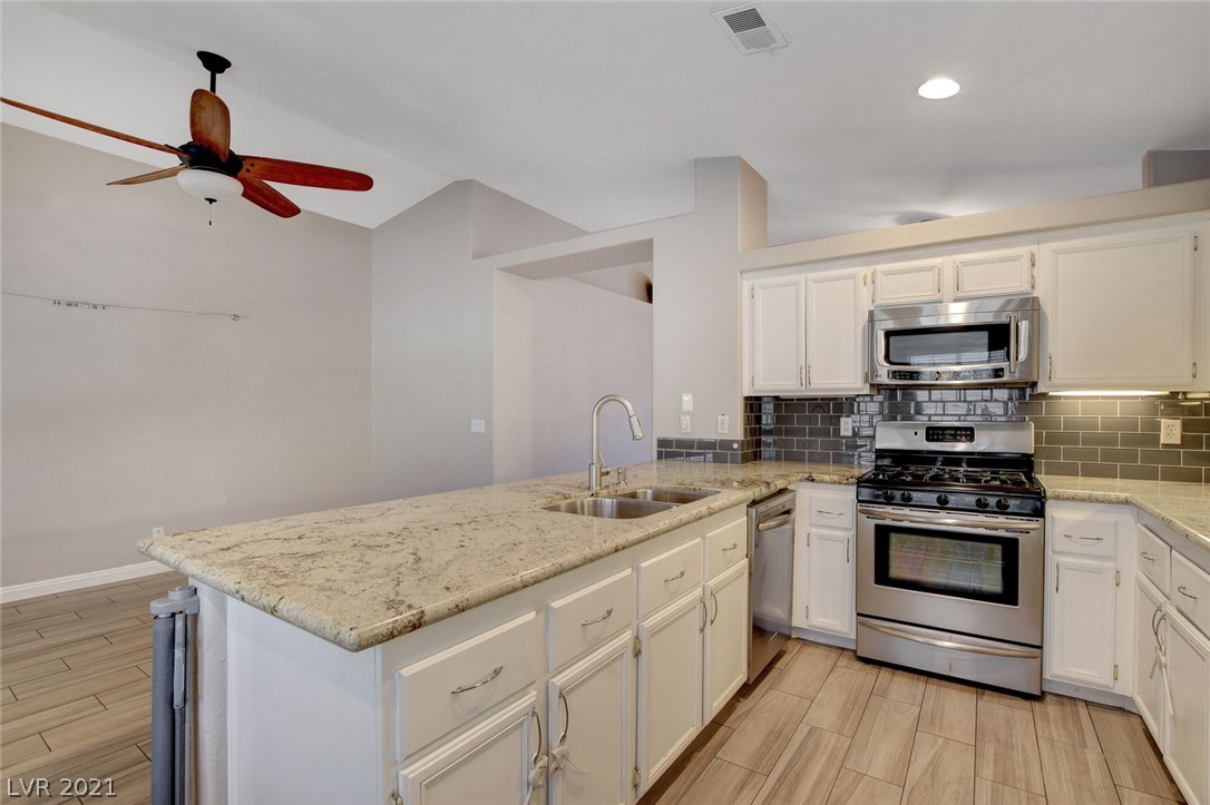 2253 Ramsgate Drive Henderson, NV 89074 - Photo 9 of 40 Gallery Image 9