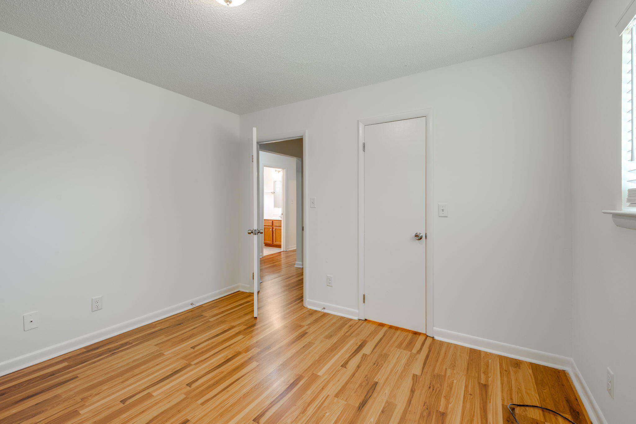 729 Gentry Road Chattanooga, TN 37421 - Photo 8 of 27 9-web-or-mls-DSC_2077