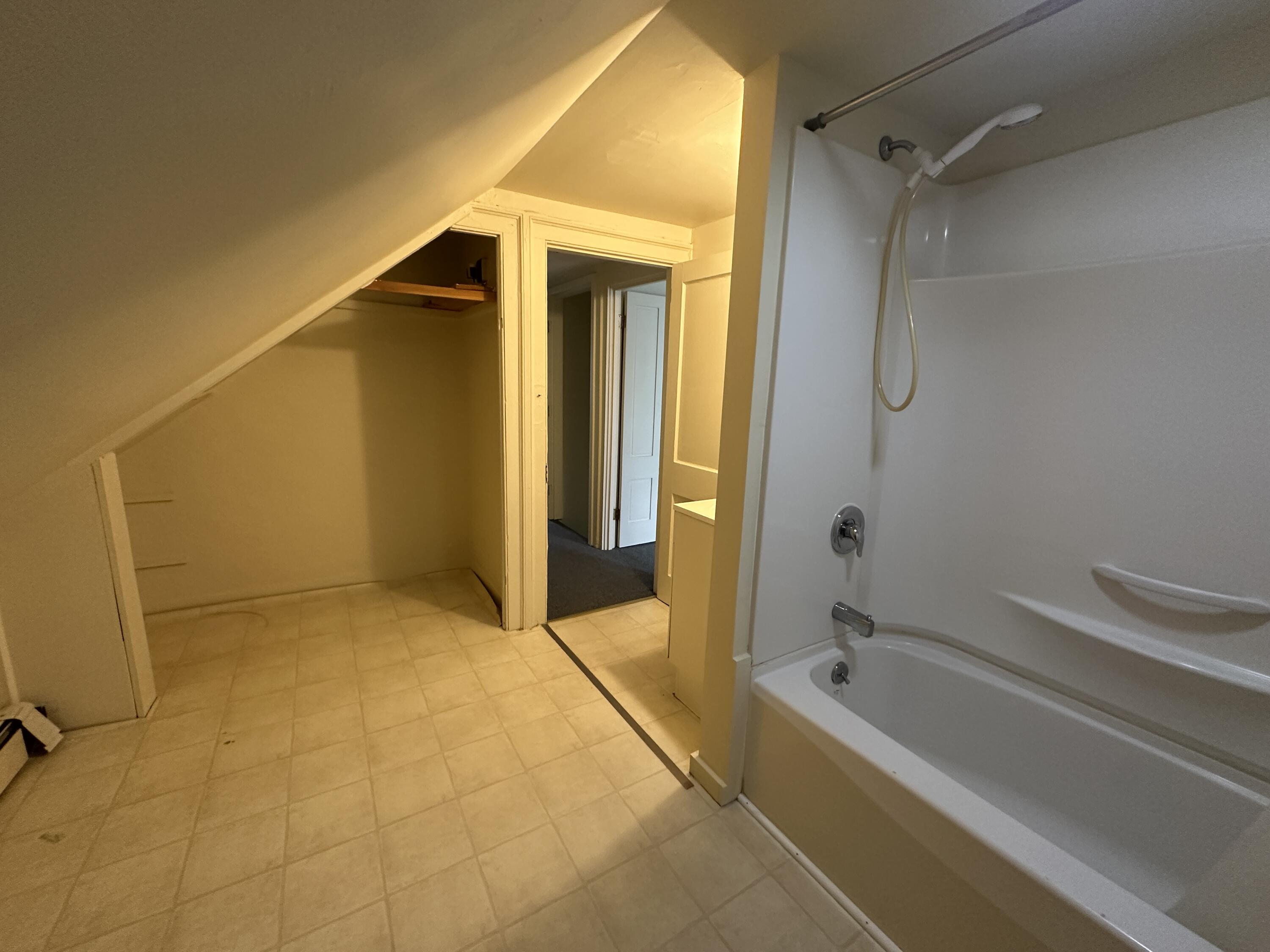 14 Pleasant Street Springvale, ME 04083 - Photo 6 of 31 Bath1-3
